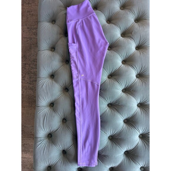 Fabletics Cargo Side Pocket Purple Leggings - Picture 7 of 9